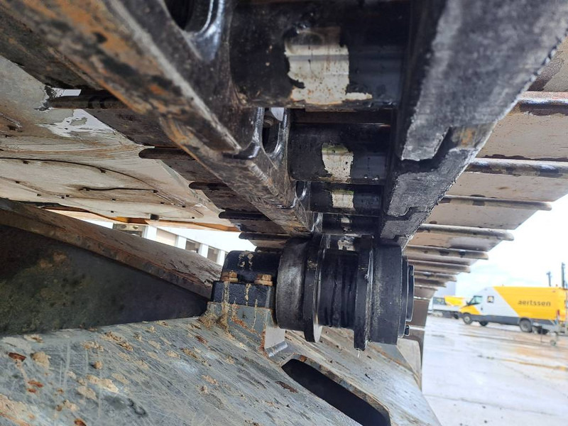 Kāpurķēžu ekskavators Liebherr R 946: foto 13