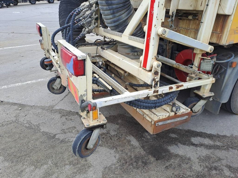 Ielu tīrīšanas mašīna MAN TGS26.360 6x2 BekkerLaGram SV: foto 19