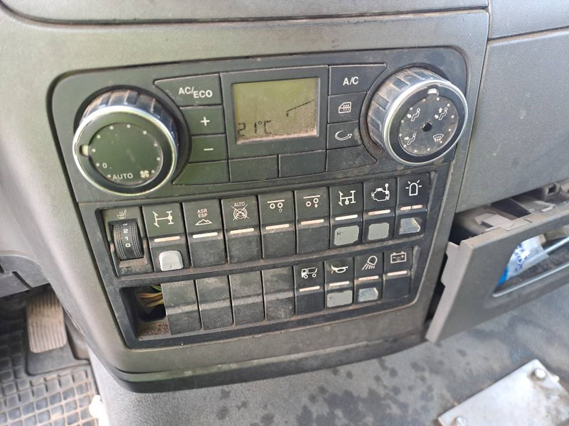 Ielu tīrīšanas mašīna MAN TGS26.360 6x2 BekkerLaGram SV: foto 10