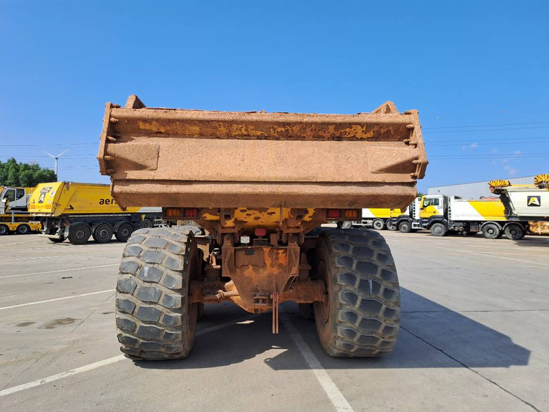 Volvo A25F - Artikulētias pašizgāzējs: foto 3 Volvo A25F - Artikulētias pašizgāzējs: foto 3
