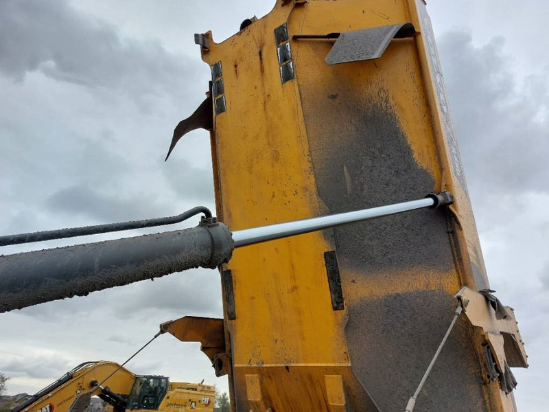 Artikulētias pašizgāzējs Volvo A45G: foto 16 Artikulētias pašizgāzējs Volvo A45G: foto 16