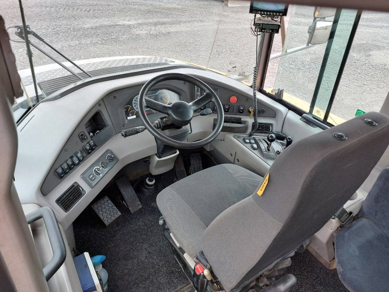 Artikulētias pašizgāzējs Volvo A45G: foto 9 Artikulētias pašizgāzējs Volvo A45G: foto 9