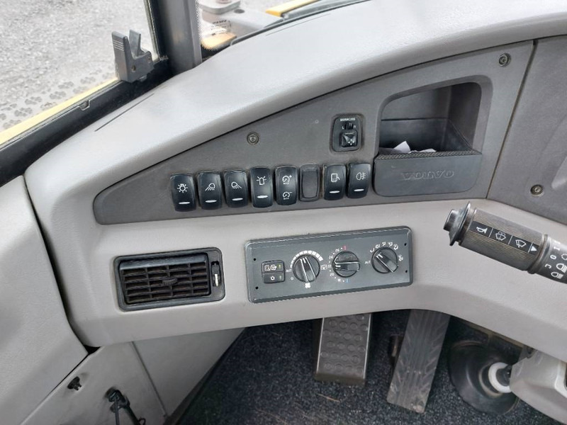 Artikulētias pašizgāzējs Volvo A45G: foto 13 Artikulētias pašizgāzējs Volvo A45G: foto 13