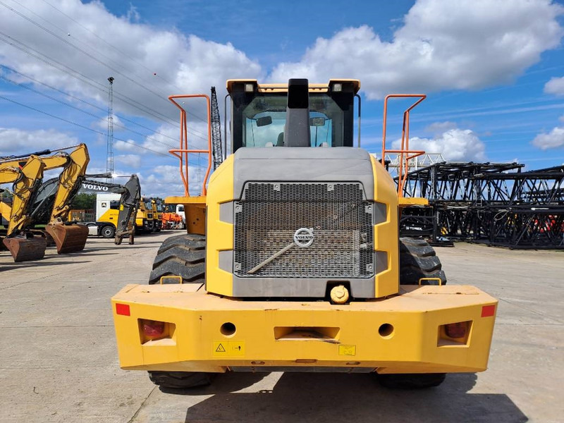 Volvo L 105 - Riteņu iekrāvējs: foto 3 Volvo L 105 - Riteņu iekrāvējs: foto 3