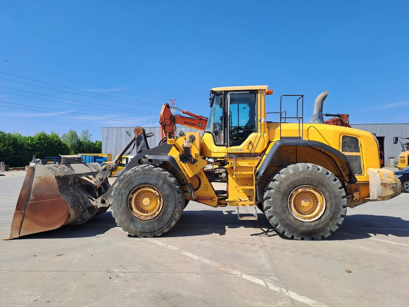 Volvo L180G - Riteņu iekrāvējs: foto 1 Volvo L180G - Riteņu iekrāvējs: foto 1