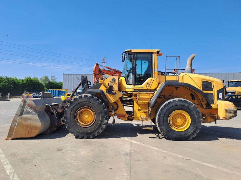 Volvo L180G - Riteņu iekrāvējs: foto 1 Volvo L180G - Riteņu iekrāvējs: foto 1