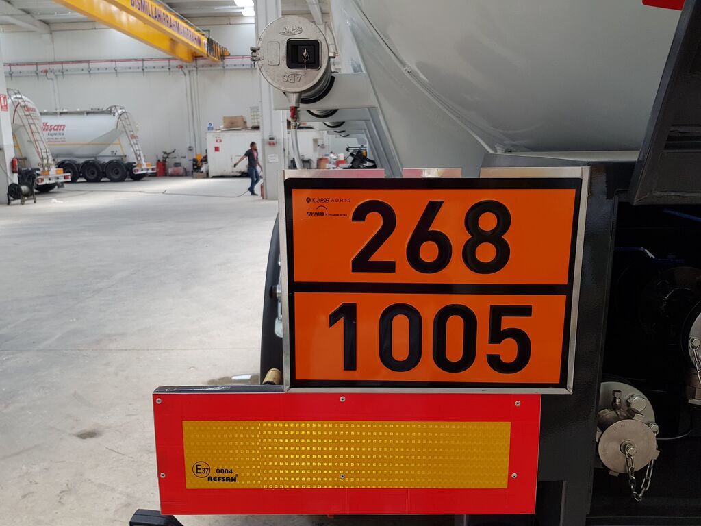 Jaunā Puspiekabe cisterna pārvadāšana ķimikāliju SINAN TANKER-TREYLER Ammonia Tanker - Аммиаковоз Автоцистерна - صهريج نقل الأمونيوم: foto 6