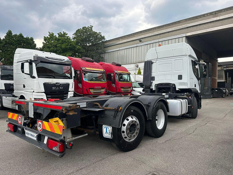 Iveco Stralis 460 - Šasija kravas automašīna: foto 4 Iveco Stralis 460 - Šasija kravas automašīna: foto 4