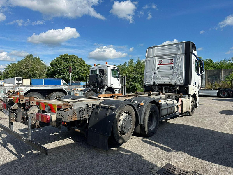 Mercedes-Benz ACTROS 2545 - Šasija kravas automašīna: foto 3 Mercedes-Benz ACTROS 2545 - Šasija kravas automašīna: foto 3