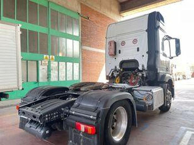 Mercedes-Benz Actros 1845 - Traktors: foto 4 Mercedes-Benz Actros 1845 - Traktors: foto 4