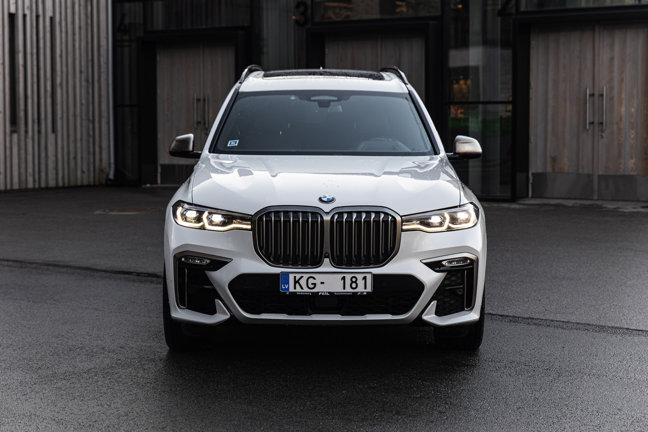 BMW X7 M50D X Drive M package, 6 seats - Vieglā automašīna: foto 2 BMW X7 M50D X Drive M package, 6 seats - Vieglā automašīna: foto 2