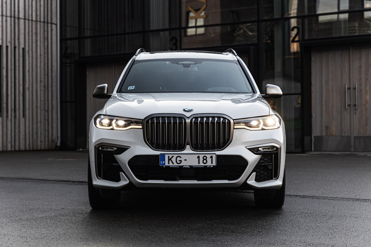 BMW X7 M50D X Drive M package, 6 seats - Vieglā automašīna: foto 3 BMW X7 M50D X Drive M package, 6 seats - Vieglā automašīna: foto 3