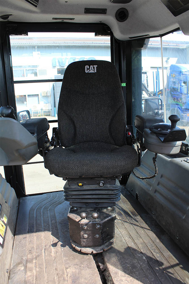 CATERPILLAR CD10 - Ceļu veltnis: foto 5 CATERPILLAR CD10 - Ceļu veltnis: foto 5