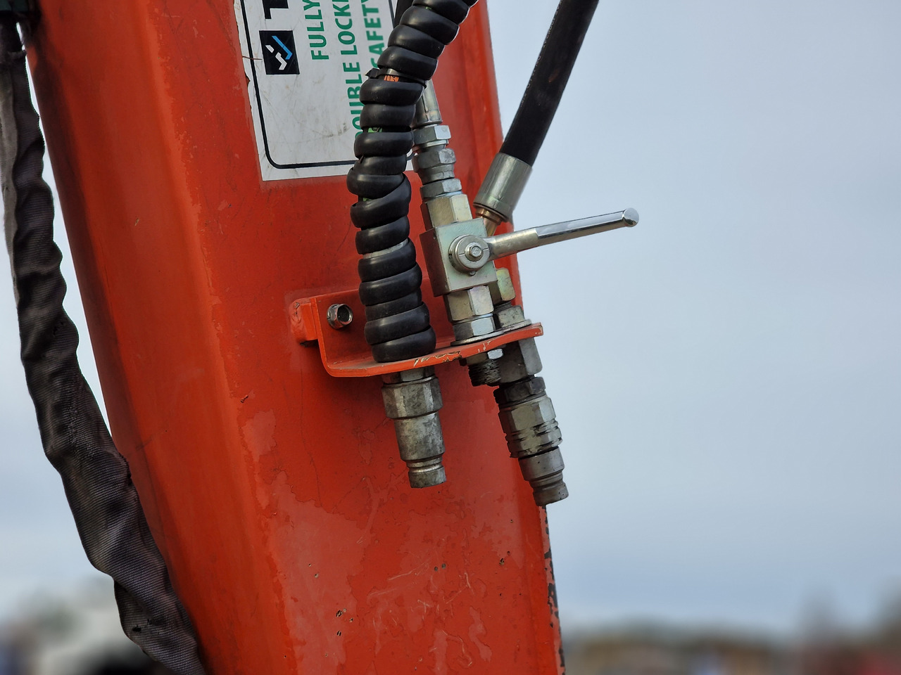 Mini-ekskavators KUBOTA KX080-4. Metal tracks.: foto 8