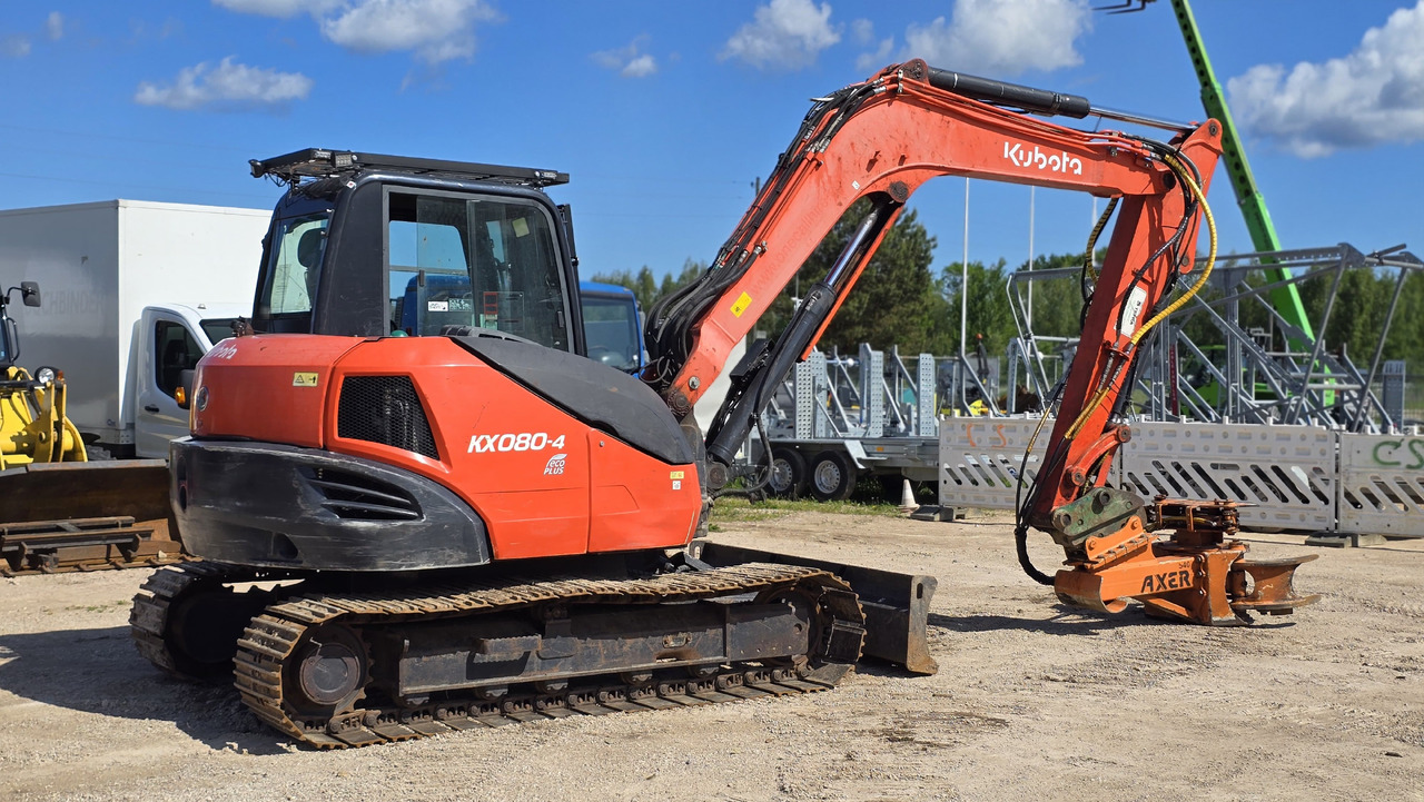 Kubota KX080-4, AXER 540 - Meža traktors: foto 4 Kubota KX080-4, AXER 540 - Meža traktors: foto 4