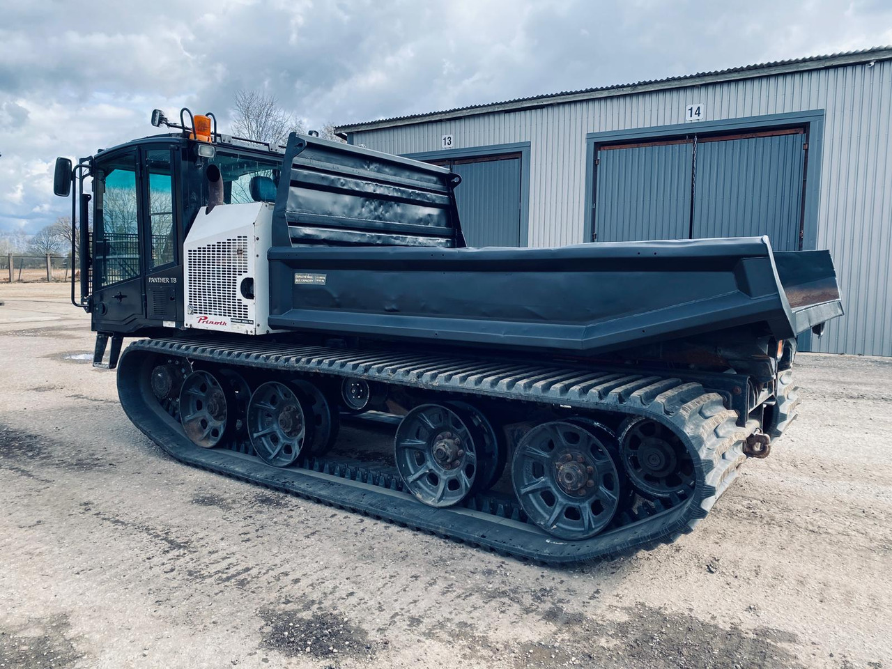 PRINOTH Panther T8 - Kāpurķēžu pašizgāzējs: foto 4 PRINOTH Panther T8 - Kāpurķēžu pašizgāzējs: foto 4