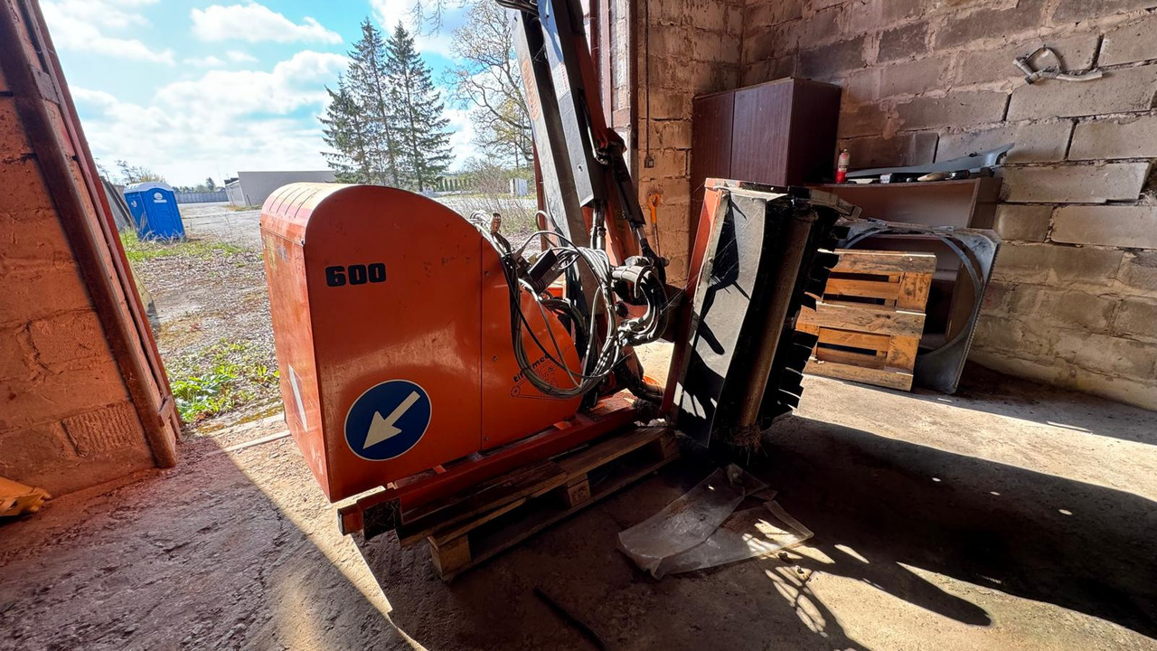 Tifermec 600K Boom mover - Pļaujmašīna-smalcinātājs/ Mulčētājs: foto 4 Tifermec 600K Boom mover - Pļaujmašīna-smalcinātājs/ Mulčētājs: foto 4