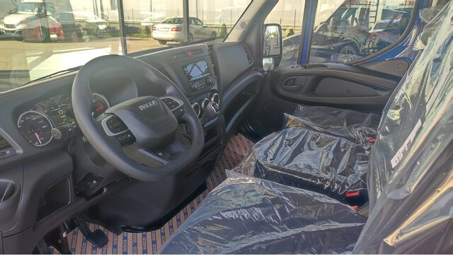 IVECO Daily 35S18H V Kastenwagen Klima Pilot DAB... - Kravas mikroautobuss: foto 4 IVECO Daily 35S18H V Kastenwagen Klima Pilot DAB... - Kravas mikroautobuss: foto 4