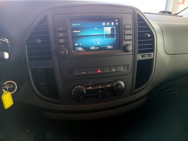 MERCEDES-BENZ Vito Kasten eVito 112 KA/FWD PARK+CLIMA... - Mazs furgons, Elektriskais furgons: foto 2 MERCEDES-BENZ Vito Kasten eVito 112 KA/FWD PARK+CLIMA... - Mazs furgons, Elektriskais furgons: foto 2