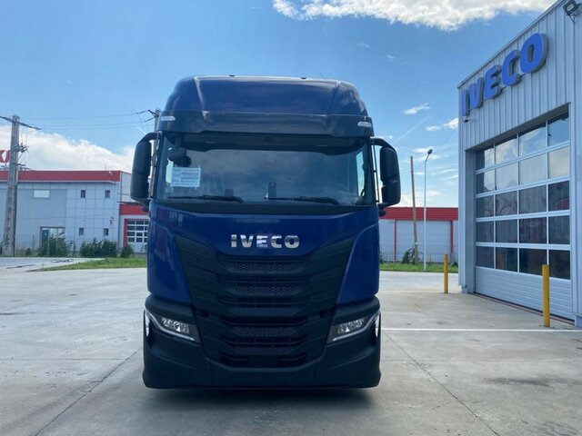 IVECO S-WAY-AS440S53T/FP LT Sattelzugmaschine+LIVING... - Vilcējs: foto 3 IVECO S-WAY-AS440S53T/FP LT Sattelzugmaschine+LIVING... - Vilcējs: foto 3
