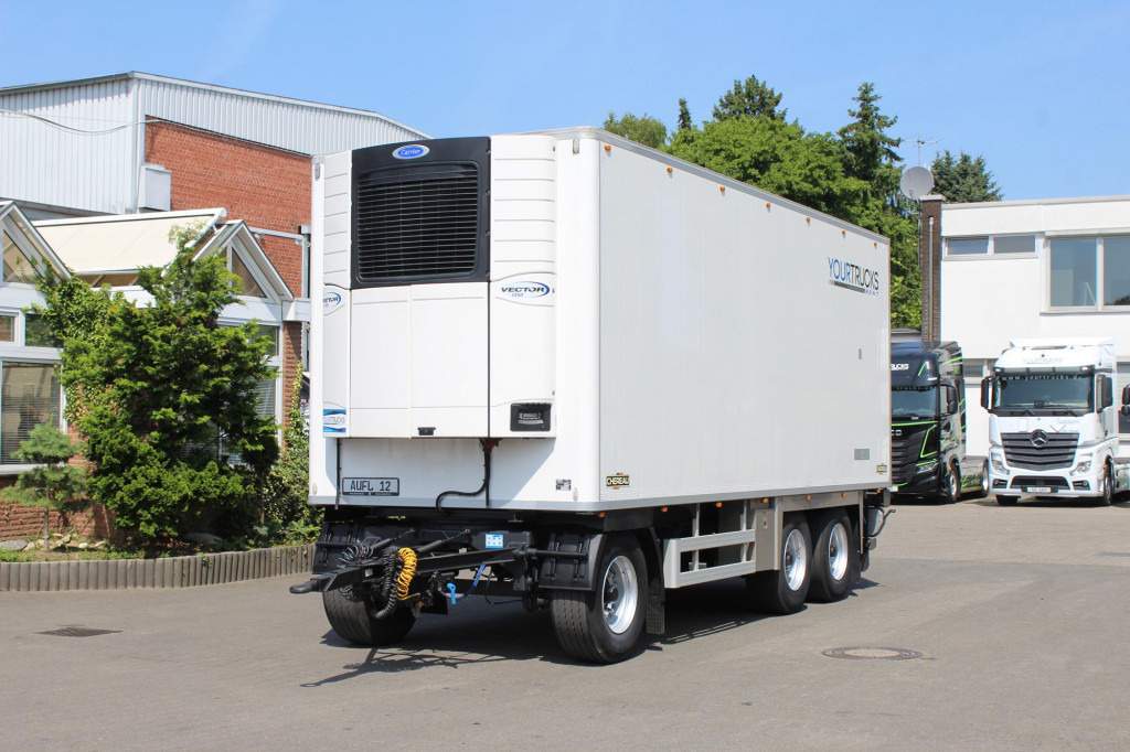 Chereau 3-Achser Kühlanhänger CV 1350 Türen FRC - Piekabe refrižerators: foto 1 Chereau 3-Achser Kühlanhänger CV 1350 Türen FRC - Piekabe refrižerators: foto 1