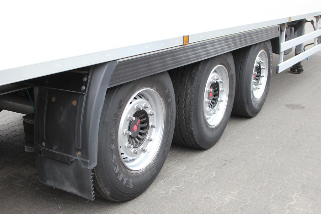 Chereau CV 1550 Strom 2,60h TW Liftachse SAF FRC - Puspiekabe refrižerators: foto 4 Chereau CV 1550 Strom 2,60h TW Liftachse SAF FRC - Puspiekabe refrižerators: foto 4