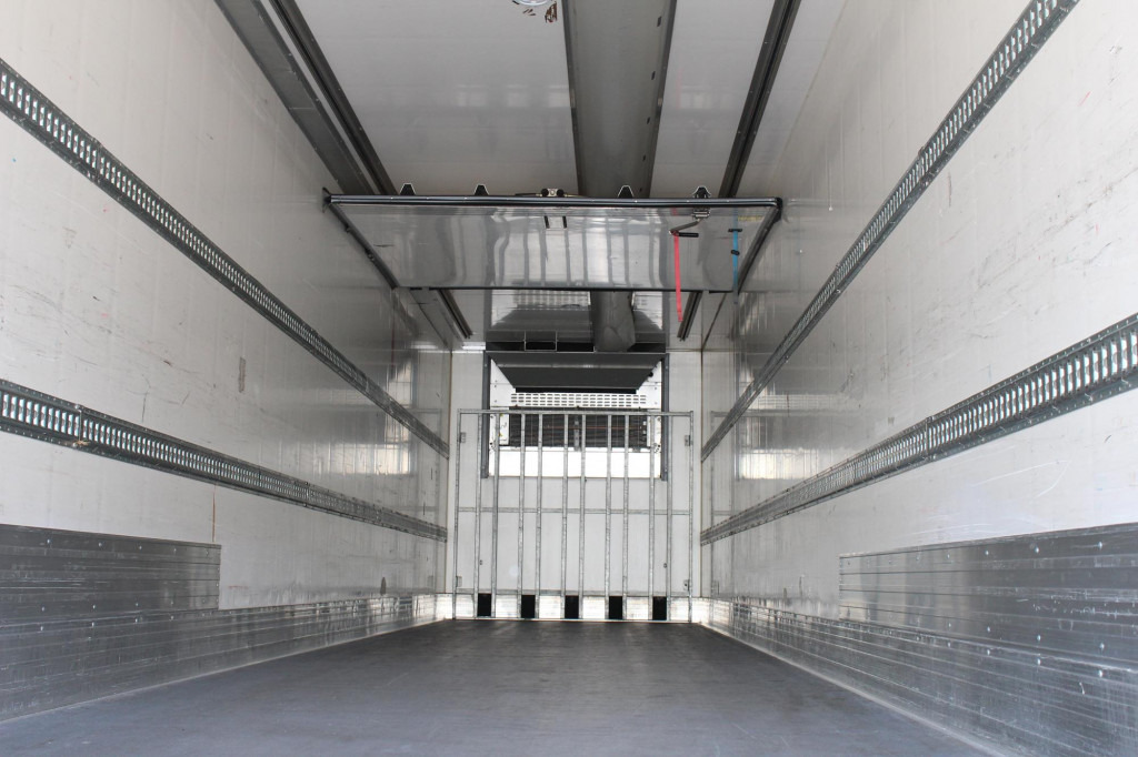 Chereau CV 1950Mt. 2,65h Strom Bi-Multi-Temp. TW LBW FRC - Puspiekabe refrižerators: foto 3 Chereau CV 1950Mt. 2,65h Strom Bi-Multi-Temp. TW LBW FRC - Puspiekabe refrižerators: foto 3