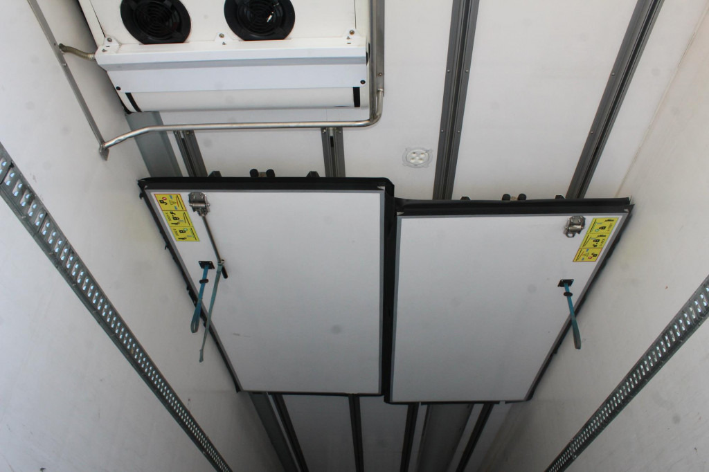 Chereau CV 1950Mt. 2,6h Strom Bi-Multi-Temp. LBW FRC 28 - Puspiekabe refrižerators: foto 2 Chereau CV 1950Mt. 2,6h Strom Bi-Multi-Temp. LBW FRC 28 - Puspiekabe refrižerators: foto 2