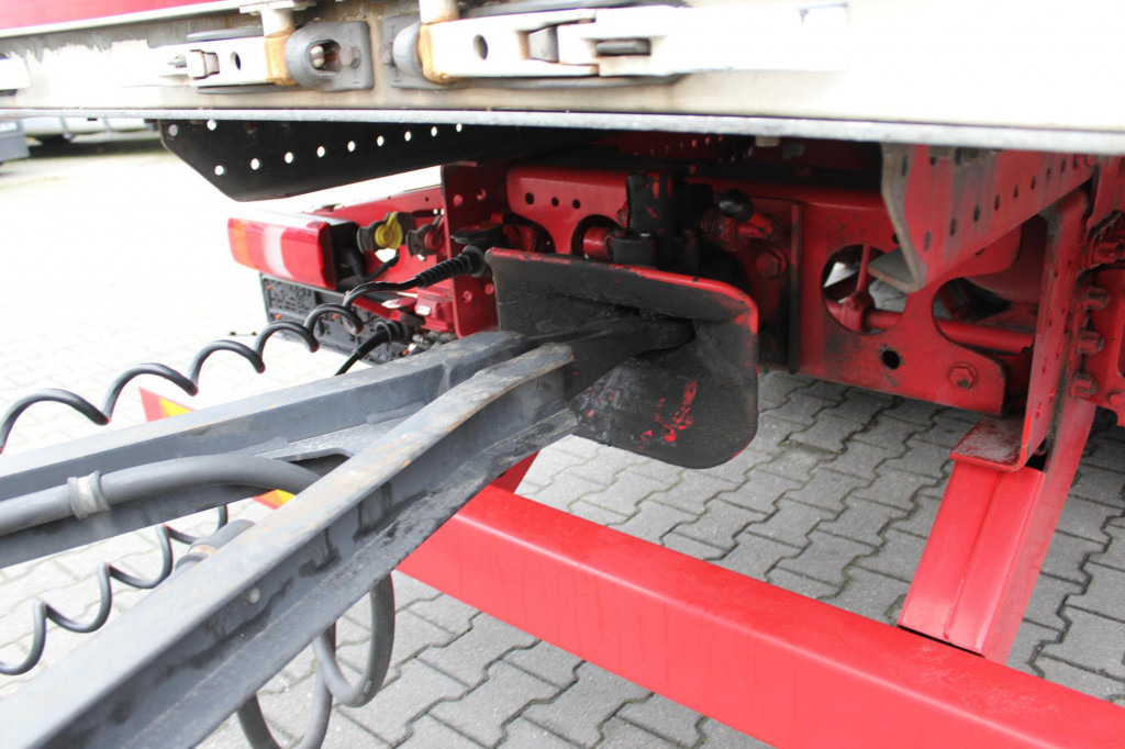 Mercedes-Benz Actros 2548 Koffer Retarder Schlafkab Kühlbox - Komercauto: foto 3 Mercedes-Benz Actros 2548 Koffer Retarder Schlafkab Kühlbox - Komercauto: foto 3