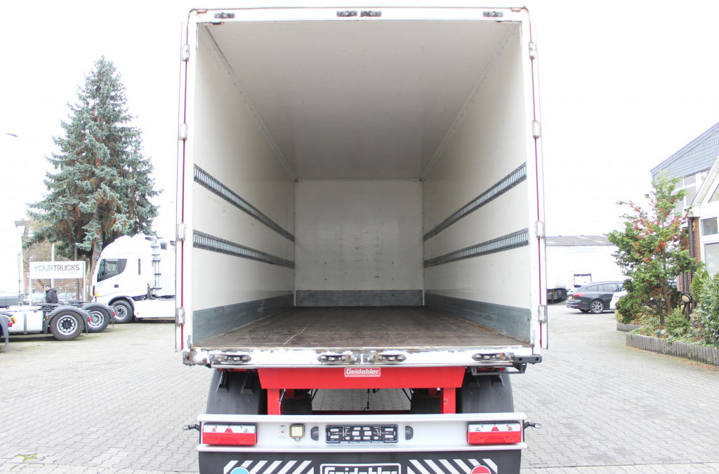Mercedes-Benz Actros 2548 Koffer Retarder Schlafkab Kühlbox līzingu Mercedes-Benz Actros 2548 Koffer Retarder Schlafkab Kühlbox: foto 13 Mercedes-Benz Actros 2548 Koffer Retarder Schlafkab Kühlbox līzingu Mercedes-Benz Actros 2548 Koffer Retarder Schlafkab Kühlbox: foto 13