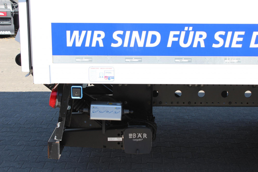 Mercedes-Benz Atego 1221 E6 Koffer Klima LDW Schalter LBW - Kravas automašīna: foto 4 Mercedes-Benz Atego 1221 E6 Koffer Klima LDW Schalter LBW - Kravas automašīna: foto 4