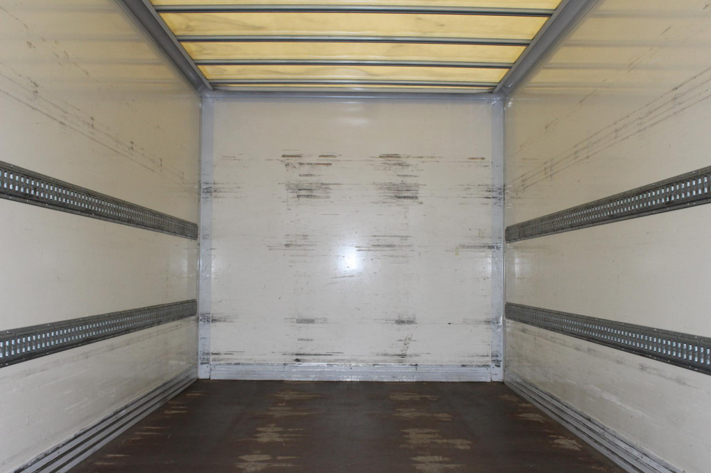 Mercedes-Benz Atego 818 E6 Koffer Klima LDW Schalter LBW - Kravas automašīna: foto 2 Mercedes-Benz Atego 818 E6 Koffer Klima LDW Schalter LBW - Kravas automašīna: foto 2