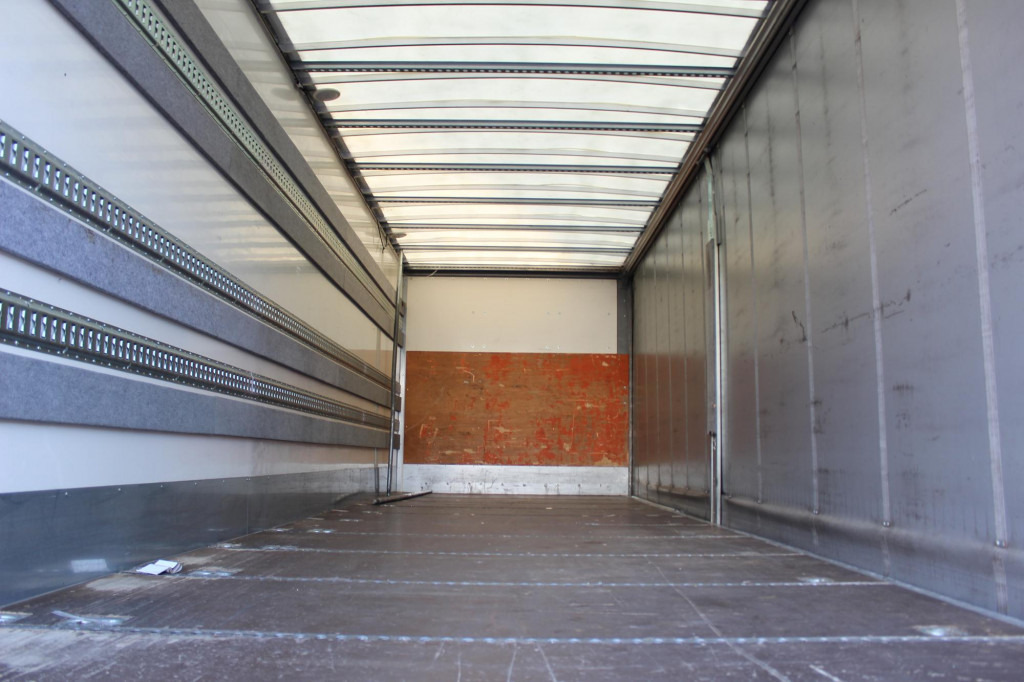 MAN TGM 18.290 Plane-Koffer 7,5 m Klima 499TKm - Kravas automašīna ar slēgto virsbūvi: foto 5 MAN TGM 18.290 Plane-Koffer 7,5 m Klima 499TKm - Kravas automašīna ar slēgto virsbūvi: foto 5