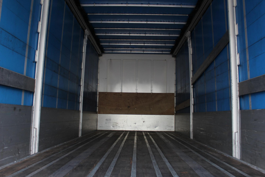 MAN TGS 18.440 Plane Zug Schlafplatz AHK Retarder - Kravas automašīna ar tentu: foto 3 MAN TGS 18.440 Plane Zug Schlafplatz AHK Retarder - Kravas automašīna ar tentu: foto 3