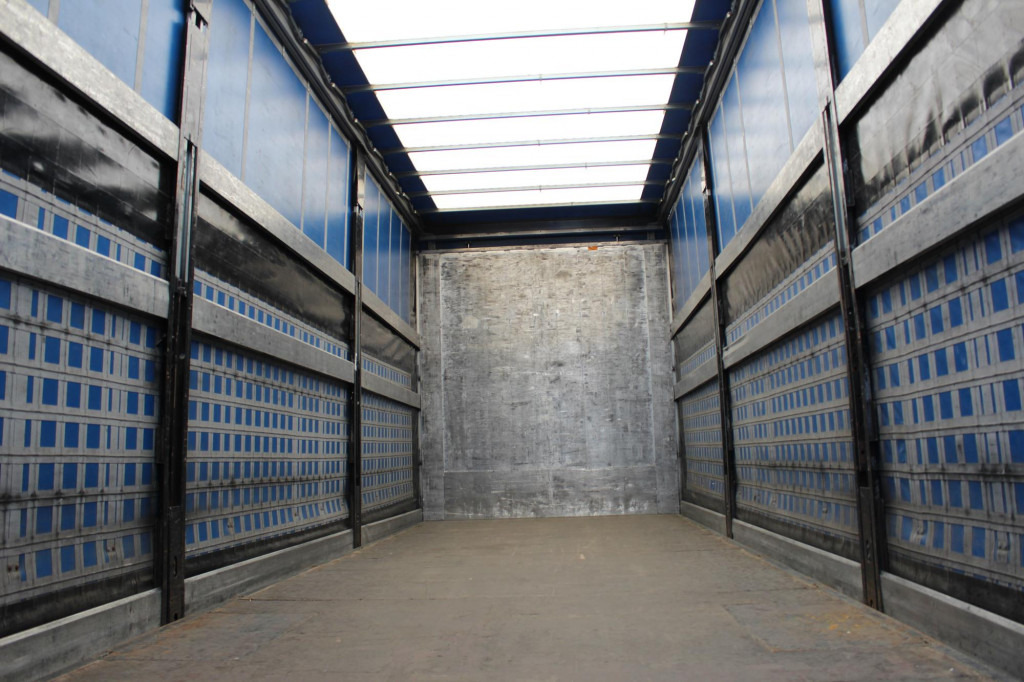 MAN TGX26.460 Durchlad Plane-Jumbo Retarder Hubdach - Kravas automašīna ar tentu: foto 4 MAN TGX26.460 Durchlad Plane-Jumbo Retarder Hubdach - Kravas automašīna ar tentu: foto 4