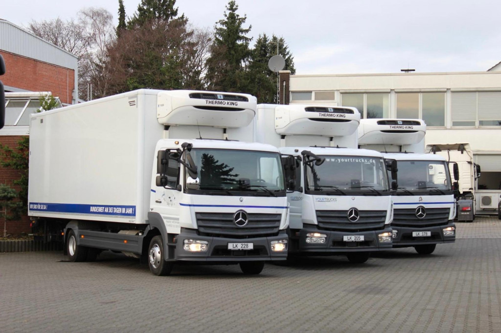 Mercedes-Benz Atego 1221 E6 TK T-800 R Strom Türen+LBW - Kravas automašīna refrižerators: foto 1 Mercedes-Benz Atego 1221 E6 TK T-800 R Strom Türen+LBW - Kravas automašīna refrižerators: foto 1
