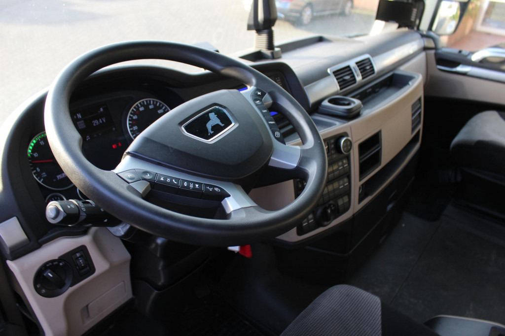 MAN TGX 18.510 E6 XXL Retarder Kühlbox Navi VIN: LP - Vilcējs: foto 5 MAN TGX 18.510 E6 XXL Retarder Kühlbox Navi VIN: LP - Vilcējs: foto 5