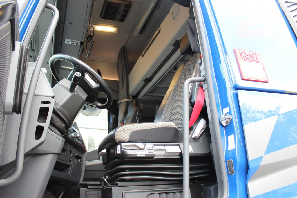 Renault T 520 E6 High  2Tanks Kühlbox Leder 2 Betten - Vilcējs: foto 2 Renault T 520 E6 High  2Tanks Kühlbox Leder 2 Betten - Vilcējs: foto 2