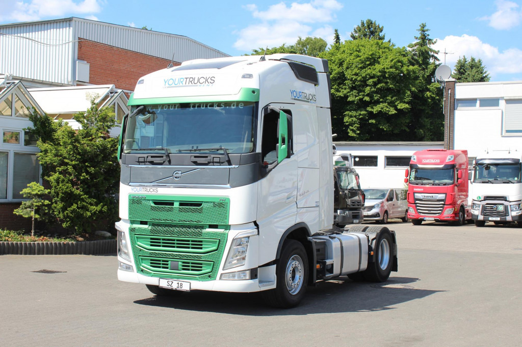 Volvo FH 460 E6 Globetrotter 2 Tanks i-Park Cool - Vilcējs: foto 1 Volvo FH 460 E6 Globetrotter 2 Tanks i-Park Cool - Vilcējs: foto 1