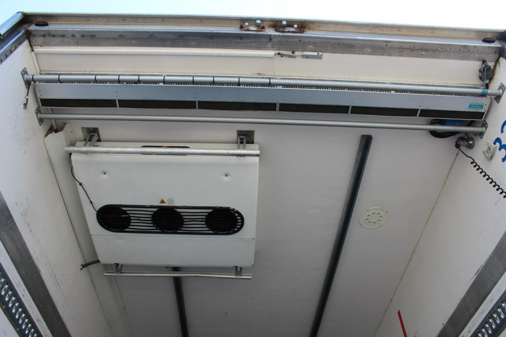 Volvo FM 420 E6 TK T-1200 Spect. Bi-Temp. Strom LBW TW - Kravas automašīna refrižerators: foto 2 Volvo FM 420 E6 TK T-1200 Spect. Bi-Temp. Strom LBW TW - Kravas automašīna refrižerators: foto 2