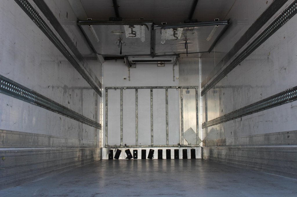 Volvo FM 420 E6 TK T-1200 Spect. Bi-Temp. Strom LBW TW - Kravas automašīna refrižerators: foto 4 Volvo FM 420 E6 TK T-1200 Spect. Bi-Temp. Strom LBW TW - Kravas automašīna refrižerators: foto 4