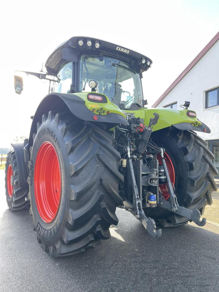 CLAAS Axion 870 Cmatic GPS READY Front-PTO 3651 Bh - Traktors: foto 4 CLAAS Axion 870 Cmatic GPS READY Front-PTO 3651 Bh - Traktors: foto 4