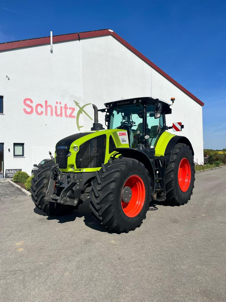 CLAAS Axion 930 CMATIC - Traktors: foto 1 CLAAS Axion 930 CMATIC - Traktors: foto 1