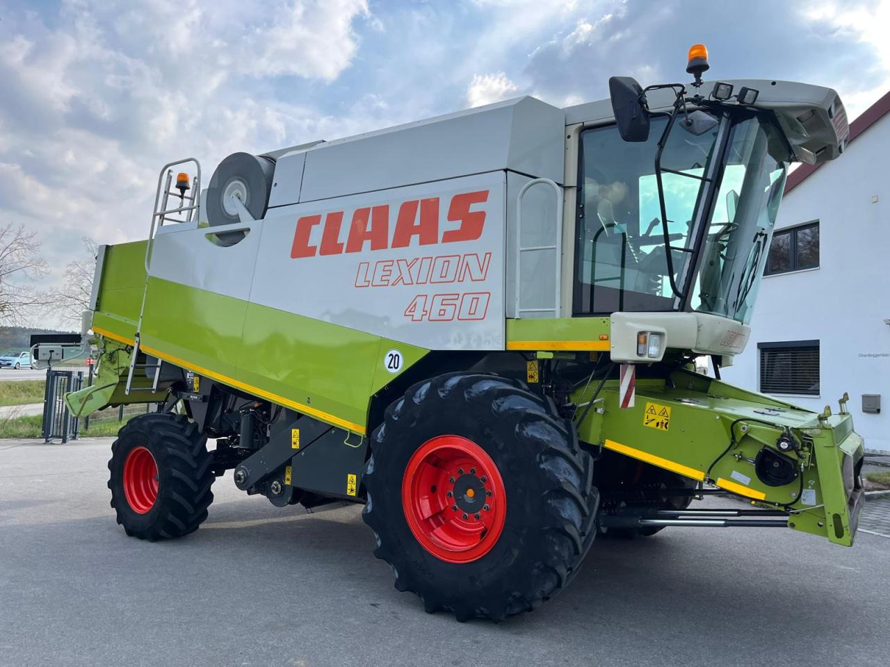 CLAAS Lexion 460 V660, 3D-Kamera, Raps - Labības kombains: foto 5 CLAAS Lexion 460 V660, 3D-Kamera, Raps - Labības kombains: foto 5