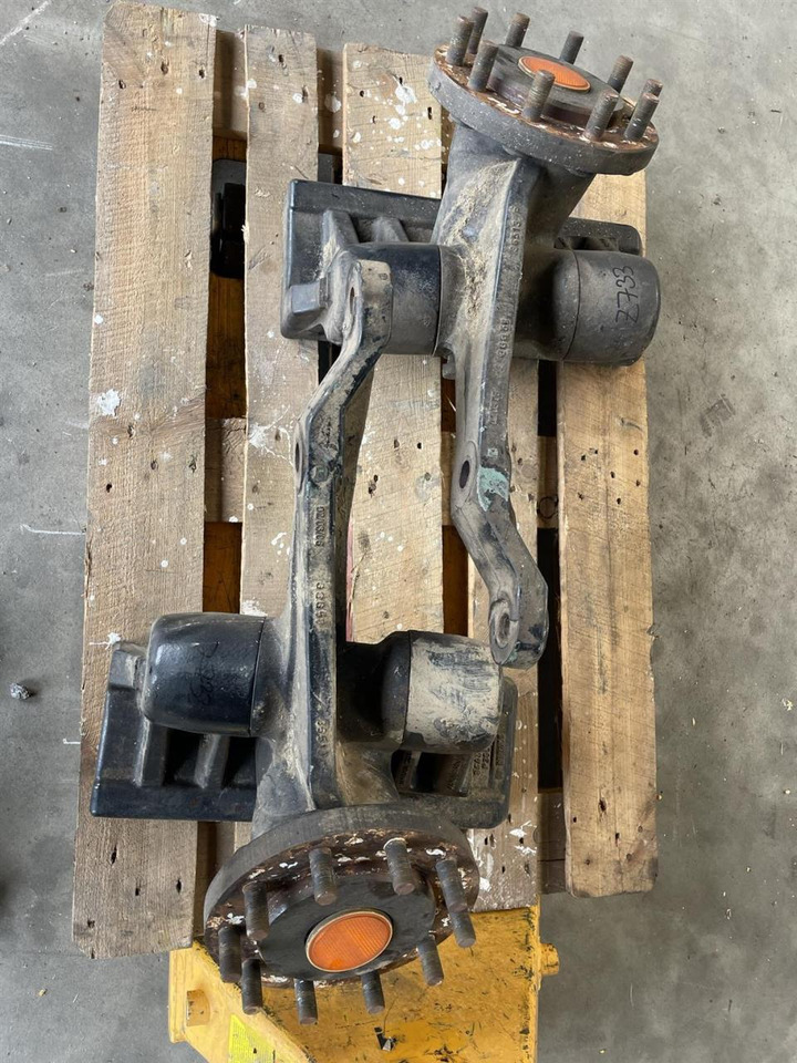 Case-IH New Holland Achsschenkel - Asis un rezerves daļas - Lauksaimniecības tehnika: foto 1 Case-IH New Holland Achsschenkel - Asis un rezerves daļas - Lauksaimniecības tehnika: foto 1