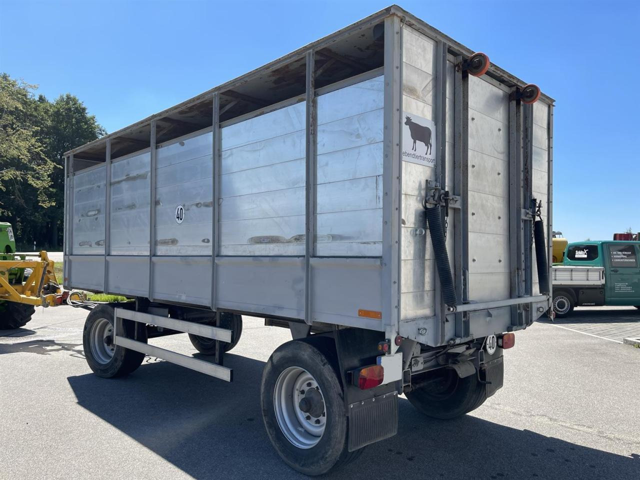 Fortschritt Viehtransportwagen, Viehanhänger, Tiertransport - Lauksaimniecības piekabe: foto 4 Fortschritt Viehtransportwagen, Viehanhänger, Tiertransport - Lauksaimniecības piekabe: foto 4