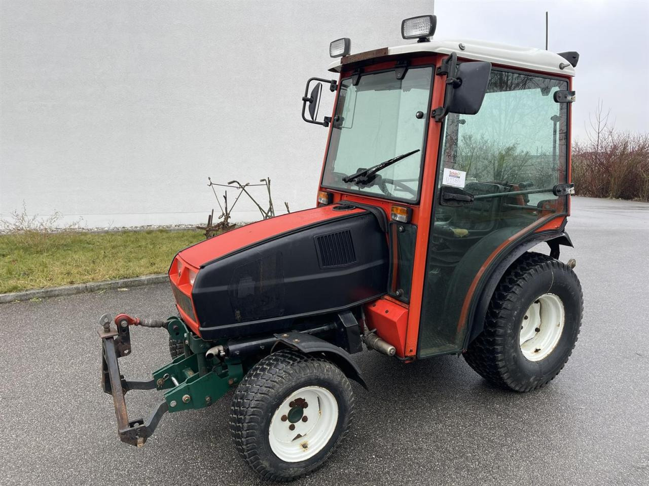 Goldoni IDEA 30HST Goldoni, Rasenmäher und Mulcher, Kabine, Frontkraftheber, Heckhubwerkanhängung - Traktors: foto 1 Goldoni IDEA 30HST Goldoni, Rasenmäher und Mulcher, Kabine, Frontkraftheber, Heckhubwerkanhängung - Traktors: foto 1