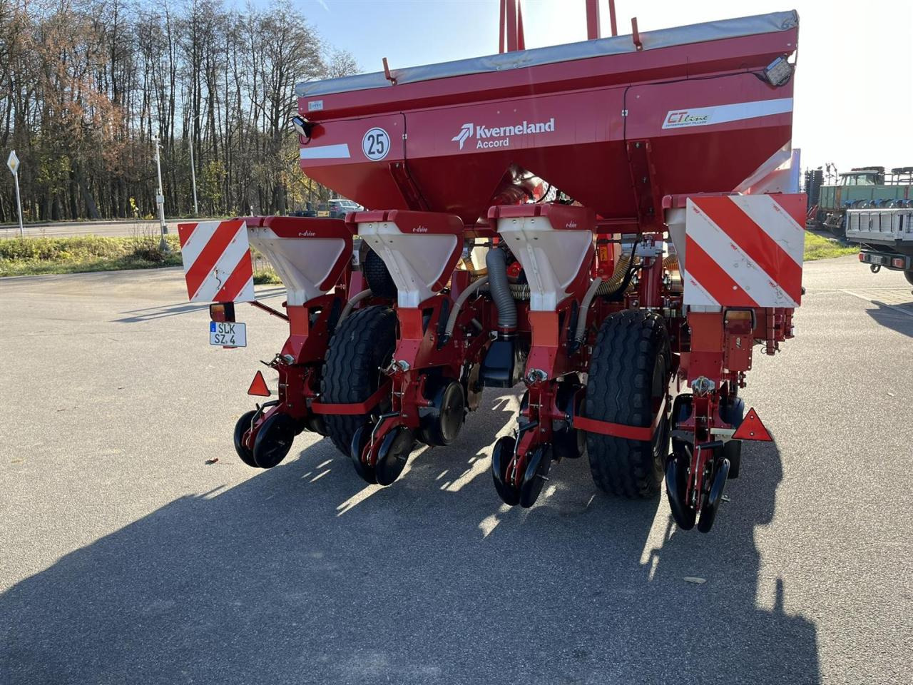 Precīzās izsējas sējmašīna Kverneland Optima HD, e-drive mit Section Control, Baujahr 2016, Kverneland Einzelkornsägerat: foto 6