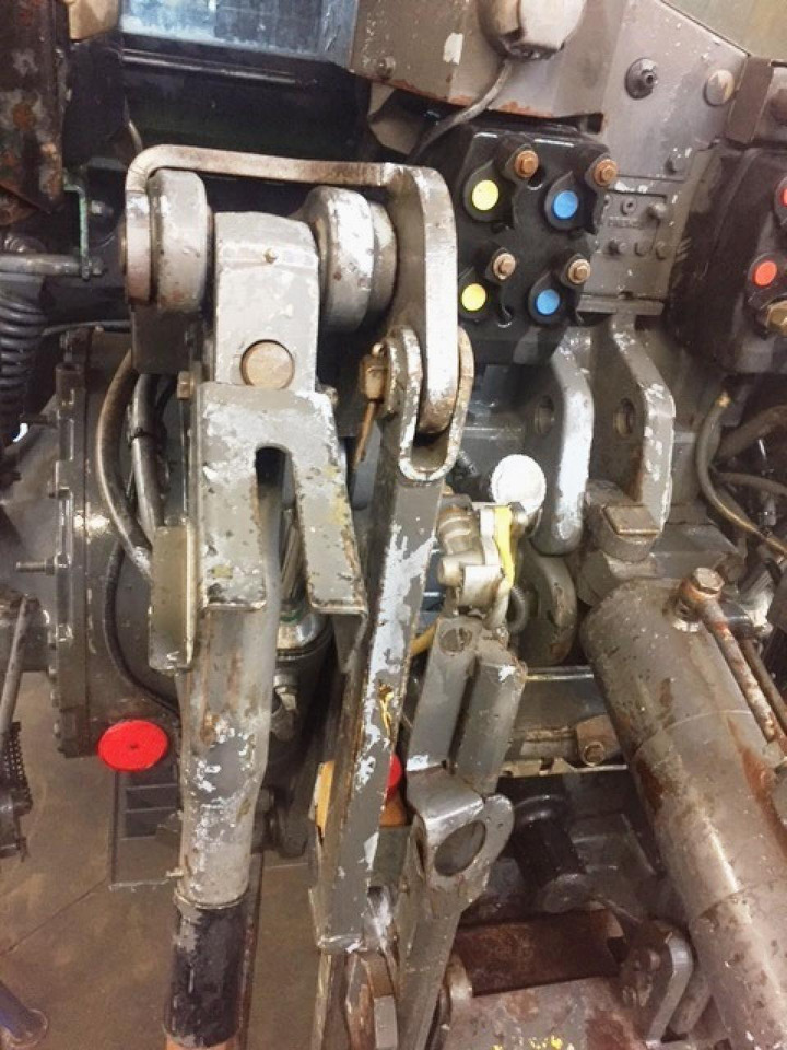 Fendt gebrauchter Hitch für Fendt 930, 926, 924 - Papildaprīkojums: foto 2 Fendt gebrauchter Hitch für Fendt 930, 926, 924 - Papildaprīkojums: foto 2
