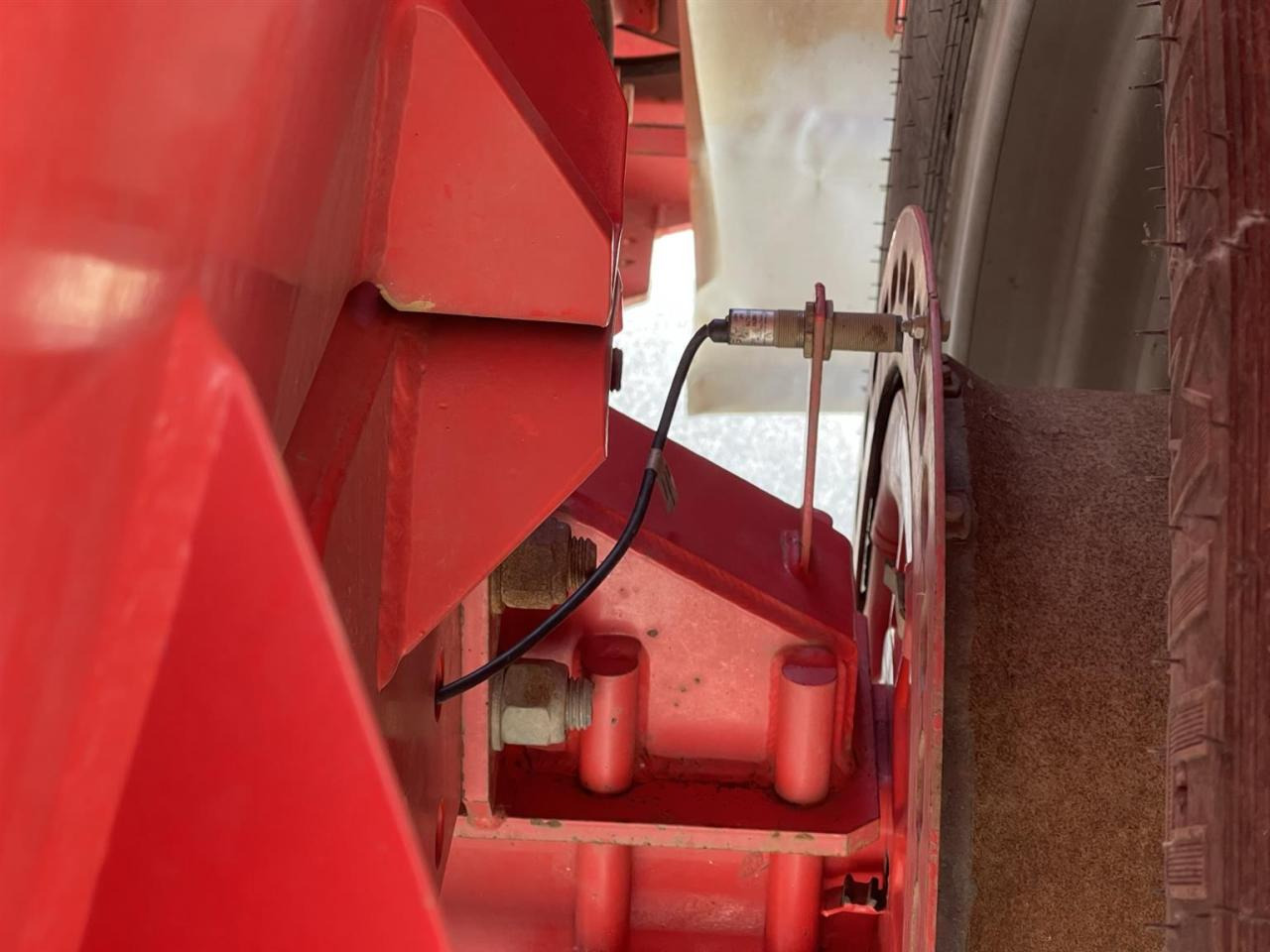 Minerālmēslu izkliedētājs Rauch TWS 5000 Düngerwagen mit Deichsel-Lenkung und Streuer Axera H-EMC, gepflegter Zustand: foto 11 Minerālmēslu izkliedētājs Rauch TWS 5000 Düngerwagen mit Deichsel-Lenkung und Streuer Axera H-EMC, gepflegter Zustand: foto 11